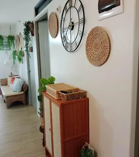 Raku - Urban Living *